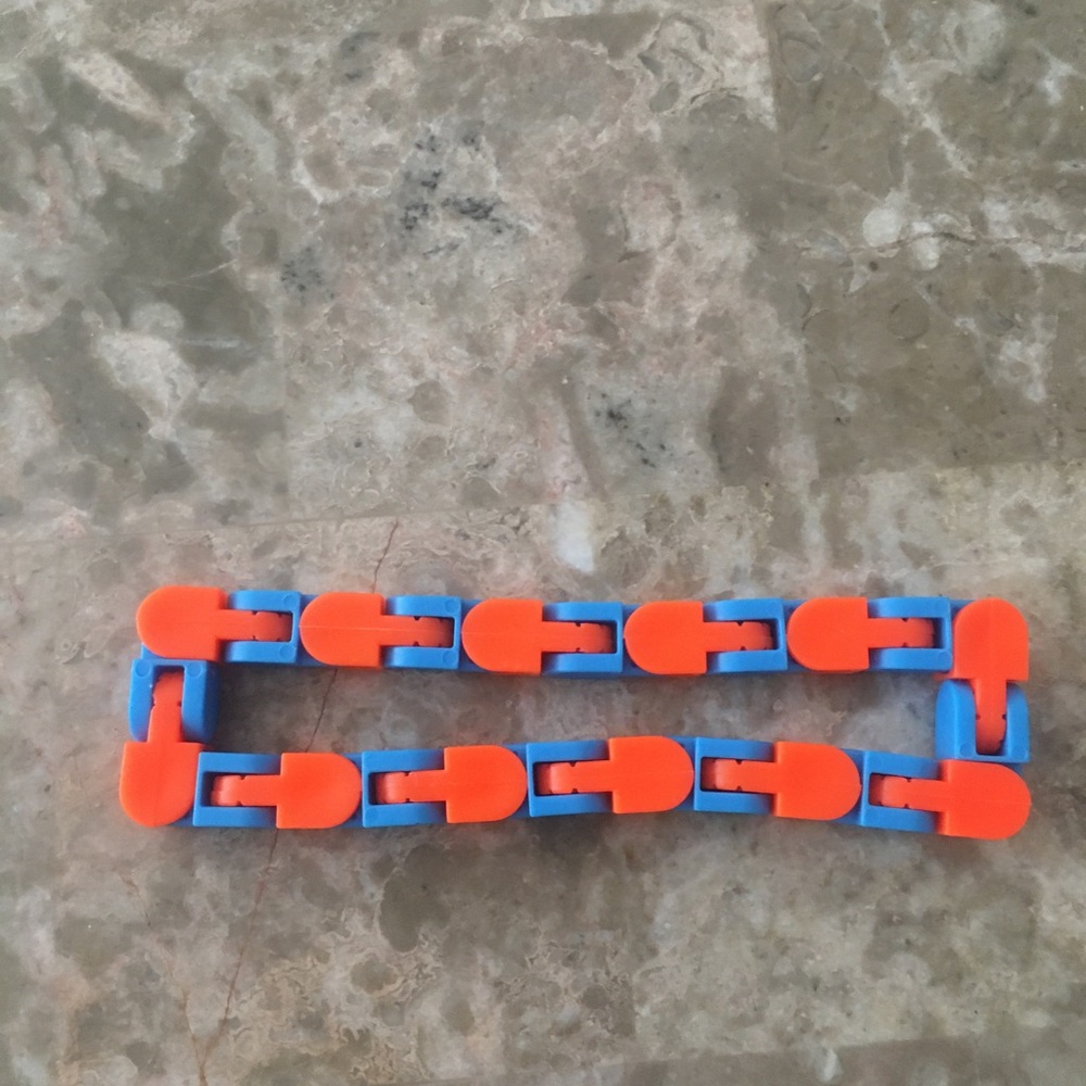 fidget toys bundle - Picture 11 of 11